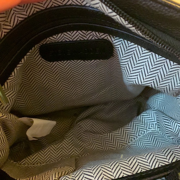 Steve Madden Crossbody - Picture 4 of 4